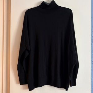 COS Women’s Wool Black Turtleneck Oversized Lightweight Sweater, size M